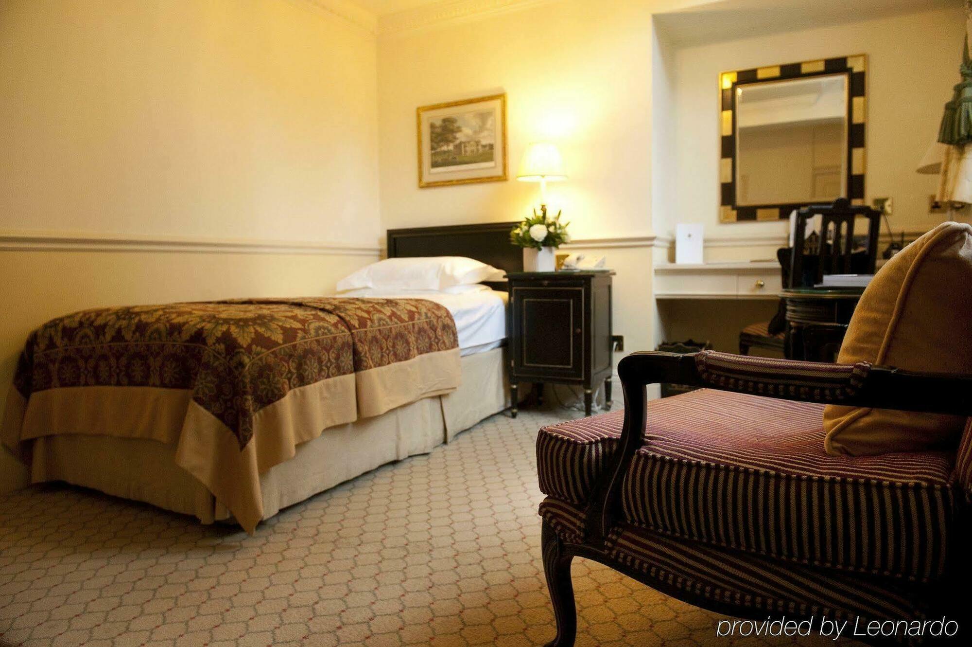 Danesfield House Hotel And Spa Marlow  Room photo